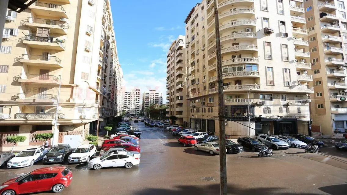 شقة فاخرة للبيع بمساحة 175 متر