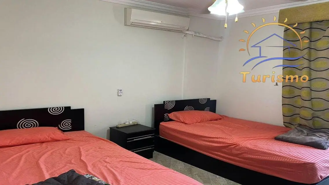 شقة فاخرة بإطلالة ساحرة للبيع
