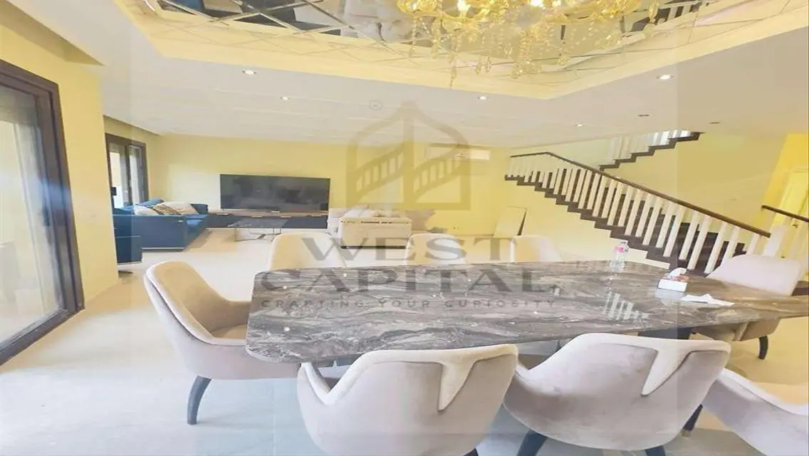 Duplex 234m for sale in Casa Beverly hills