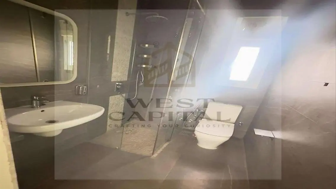 Duplex 234m for sale in Casa Beverly hills