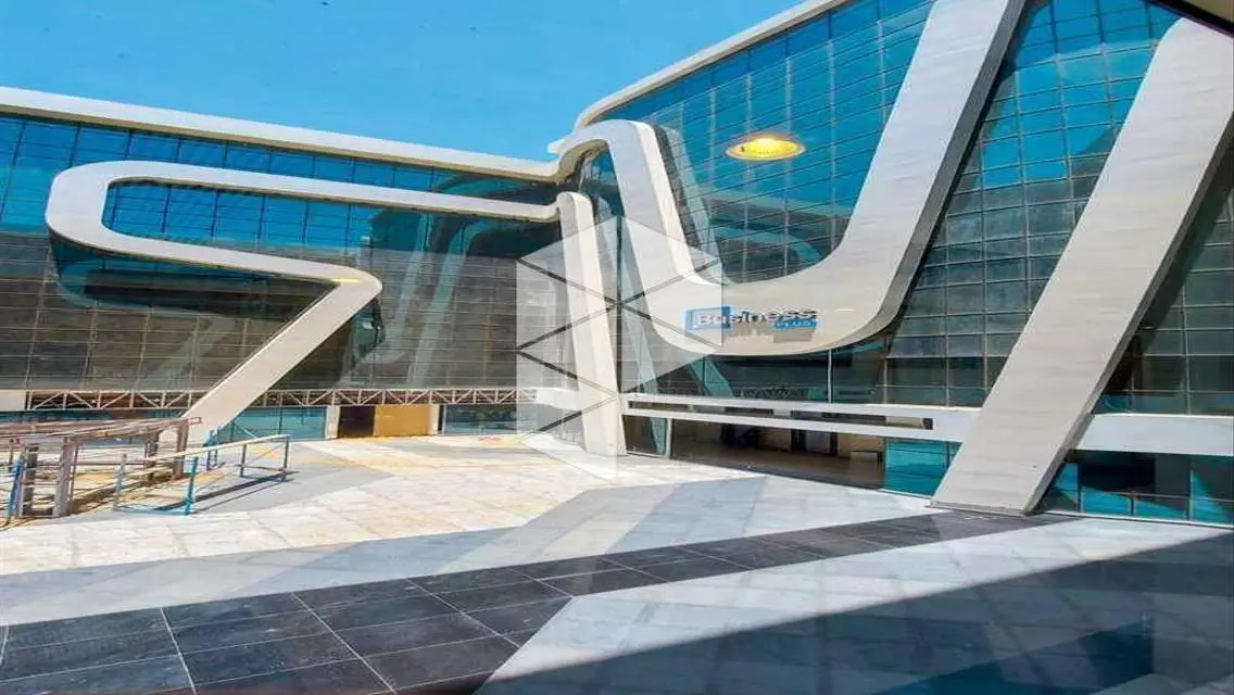 Office 105m at a special price in new cairo