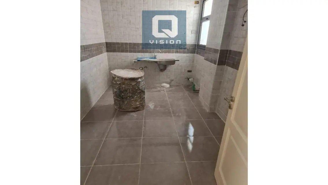 Apartment for Rent in Q-vision - 183 sqm