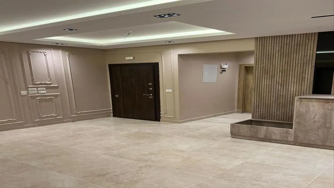Ground Floor Apartment with Garden in a Prime Loc