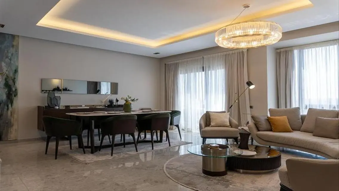 Ground Floor Apartment with Garden in a Prime Loc