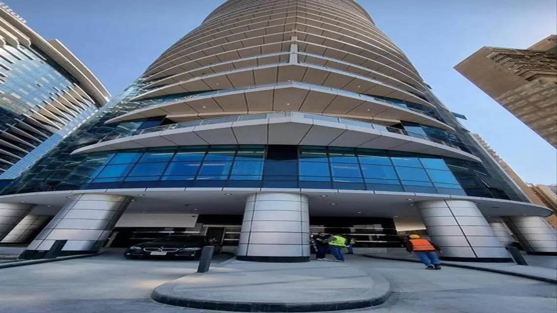 جناح فندقي فاخر متشطب بالتكييفات جاهز للمعاينة