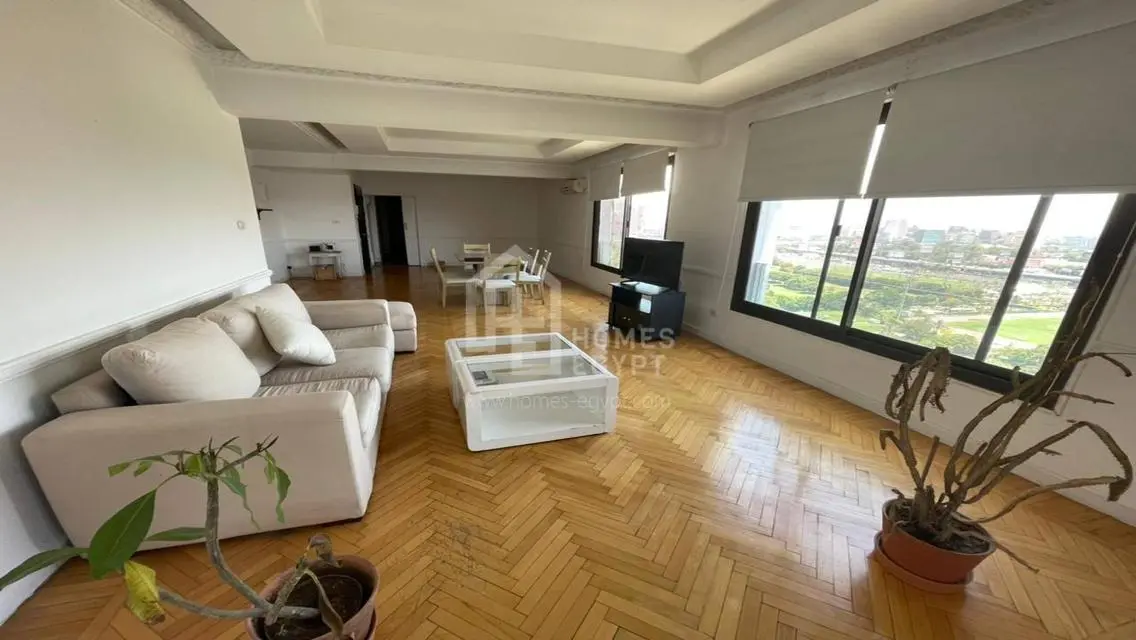 Nile View Apartment for Rent in South Zamalek