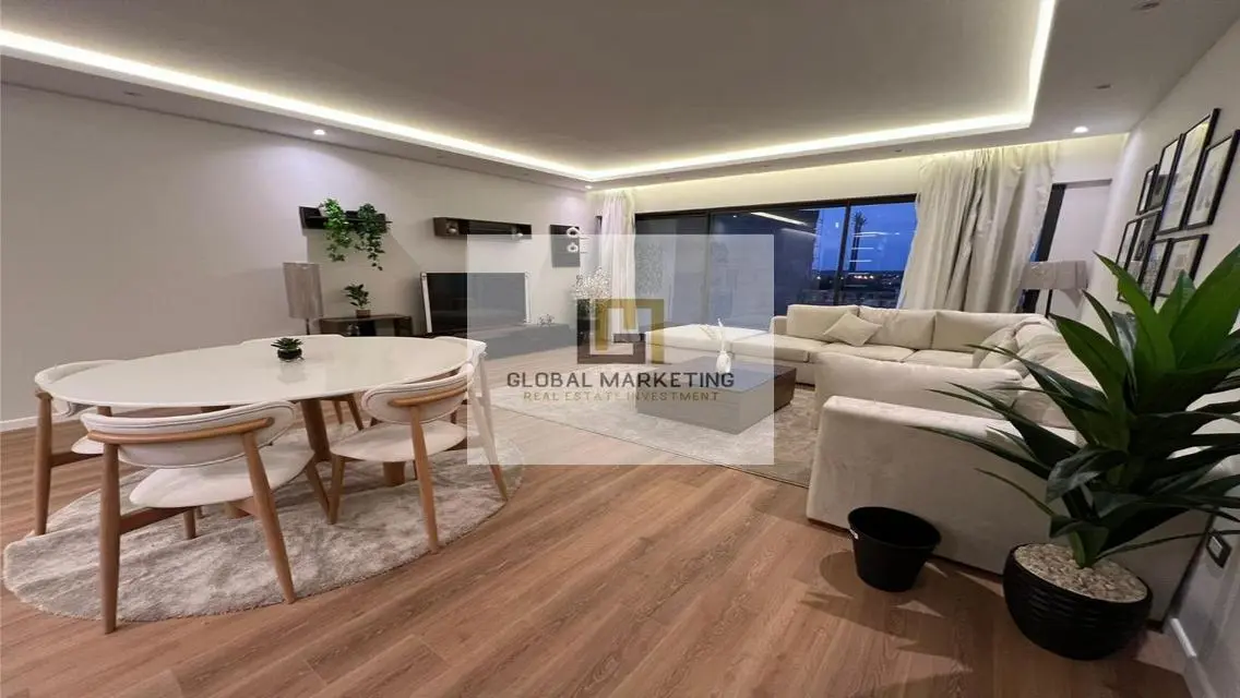 Hotel Apartment -View lake -in Lake View Residence