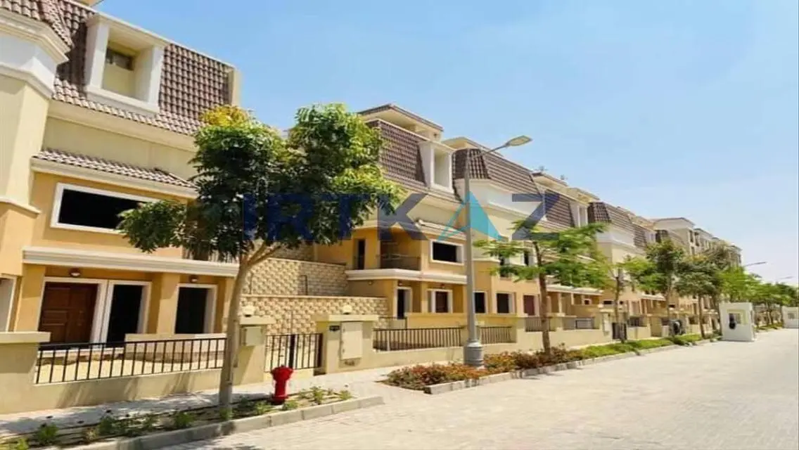 تاون هاوس 205م بسعر شقة في اميز موقع في المستقبل