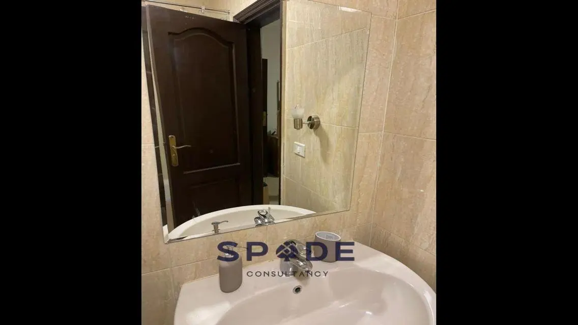 دوبلكس للايجار بالنرجس عمارات فى موقع متميز