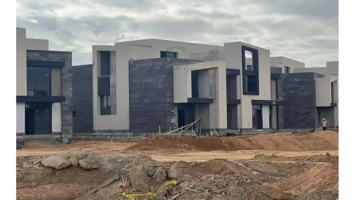 Luxury Villa with Lake View for Sale