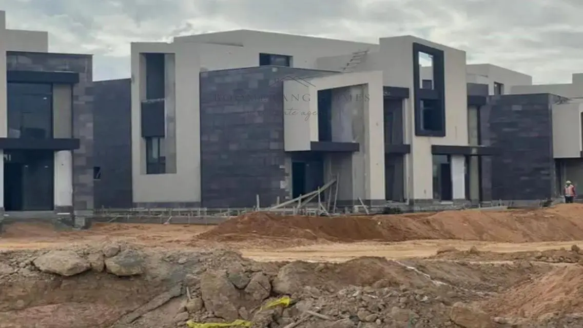 Luxury Villa with Lake View for Sale