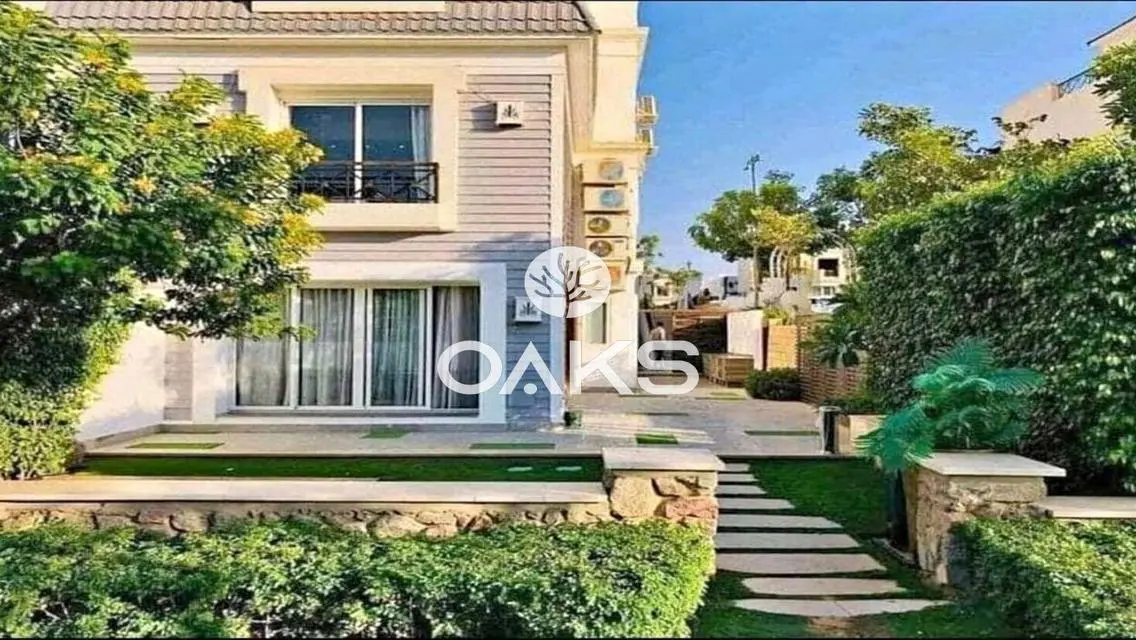 شقة للبيع بحديقة اي سيتي اكتوبر 155م +77حديقة