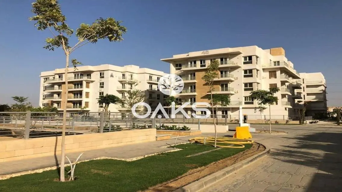شقة للبيع بحديقة اي سيتي اكتوبر 155م +77حديقة