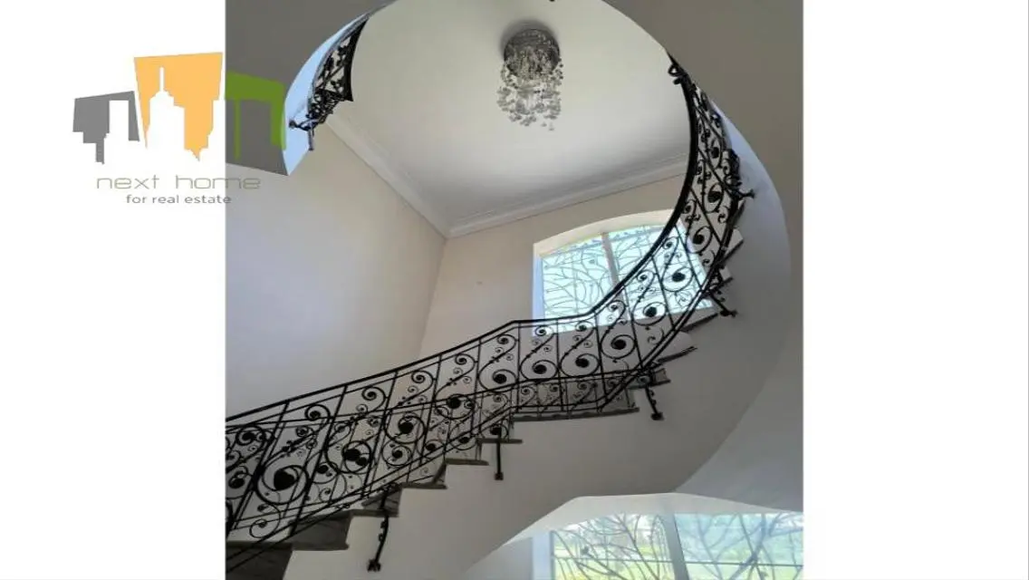 Luxurious Apartment for Sale with 615 sqm
