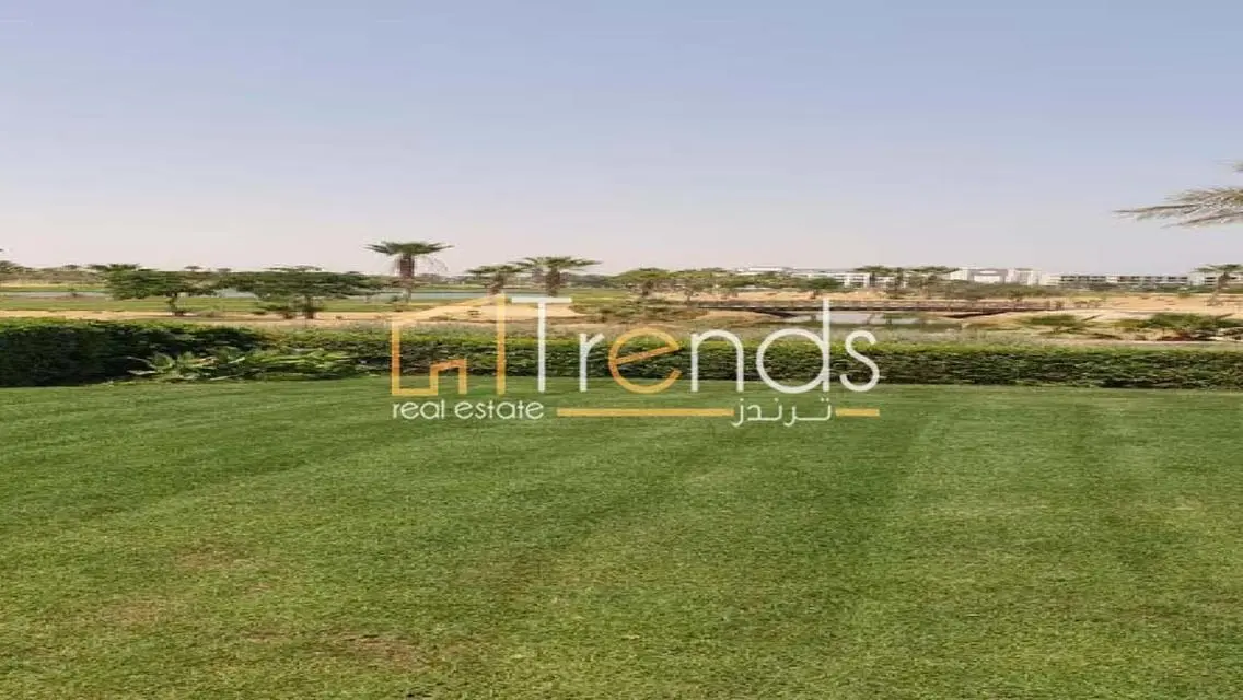 Twin villa  Prime location Golf &amp; Lake View