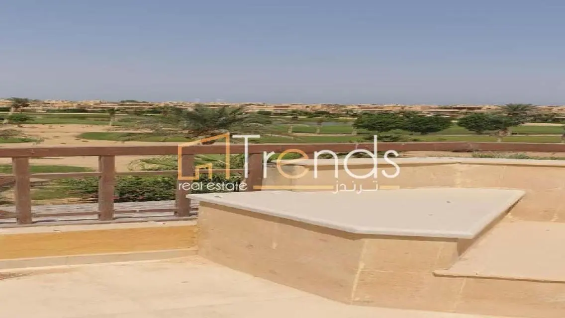 Twin villa  Prime location Golf &amp; Lake View