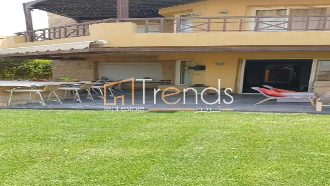 Twin villa  Prime location Golf &amp; Lake View