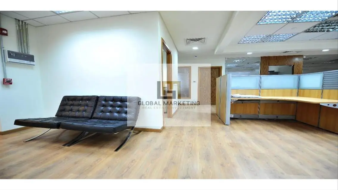 Office 600m finished for rent in Teseen Street