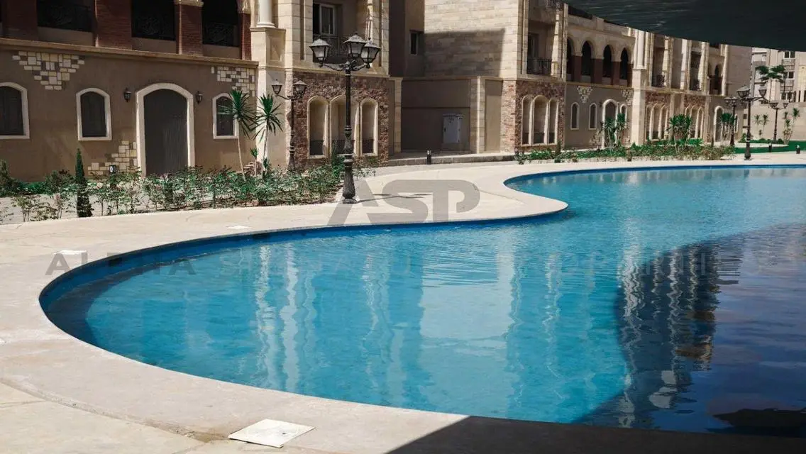 Penthouse ready to move 5th Settlement next to AUC