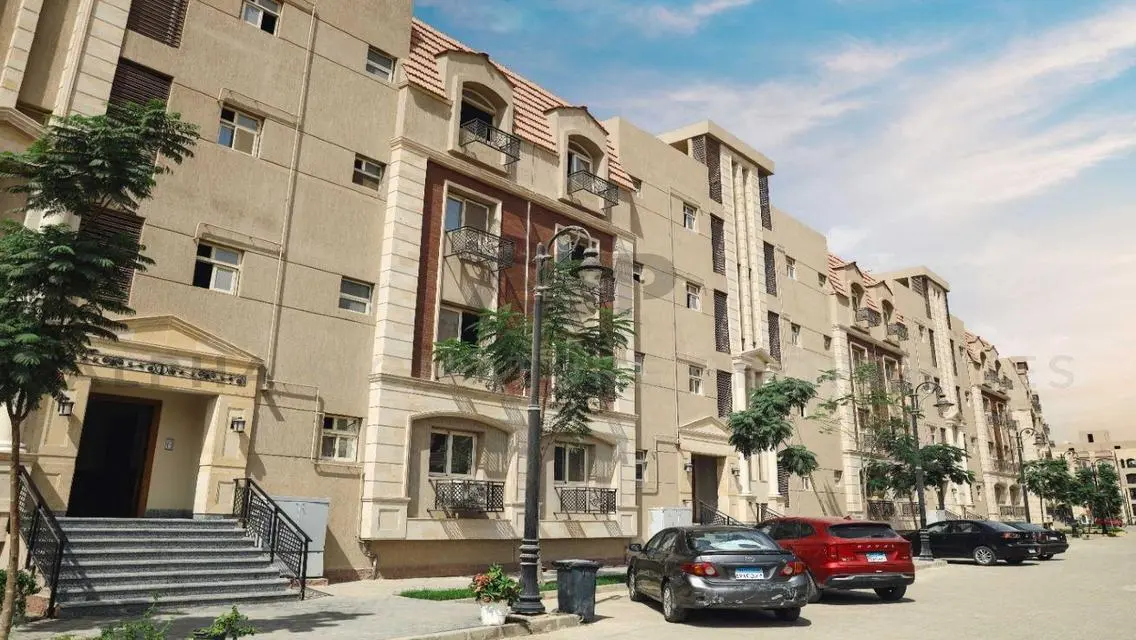 Penthouse ready to move 5th Settlement next to AUC