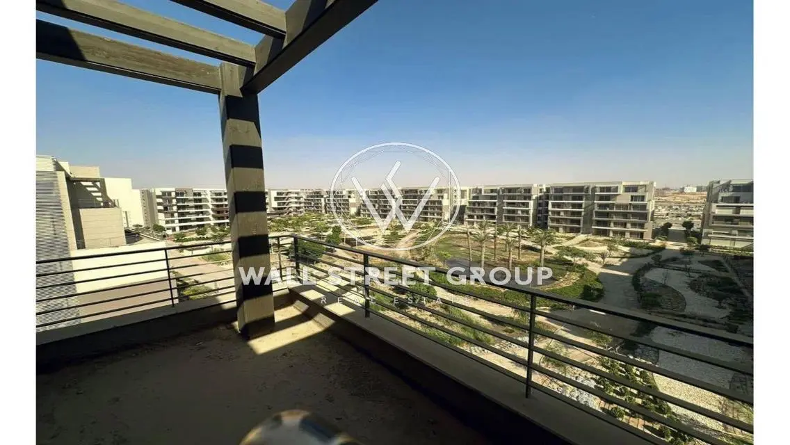 Apartment ready to move For sale 213m in Palm Hill