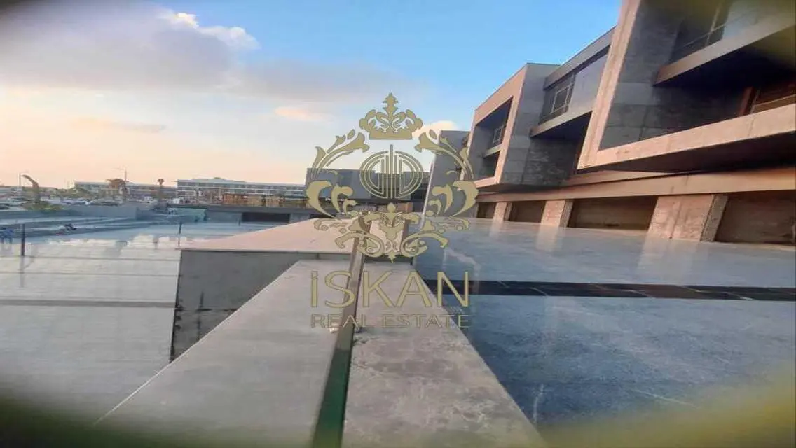 Shop for rent under maket price in Palm Hills