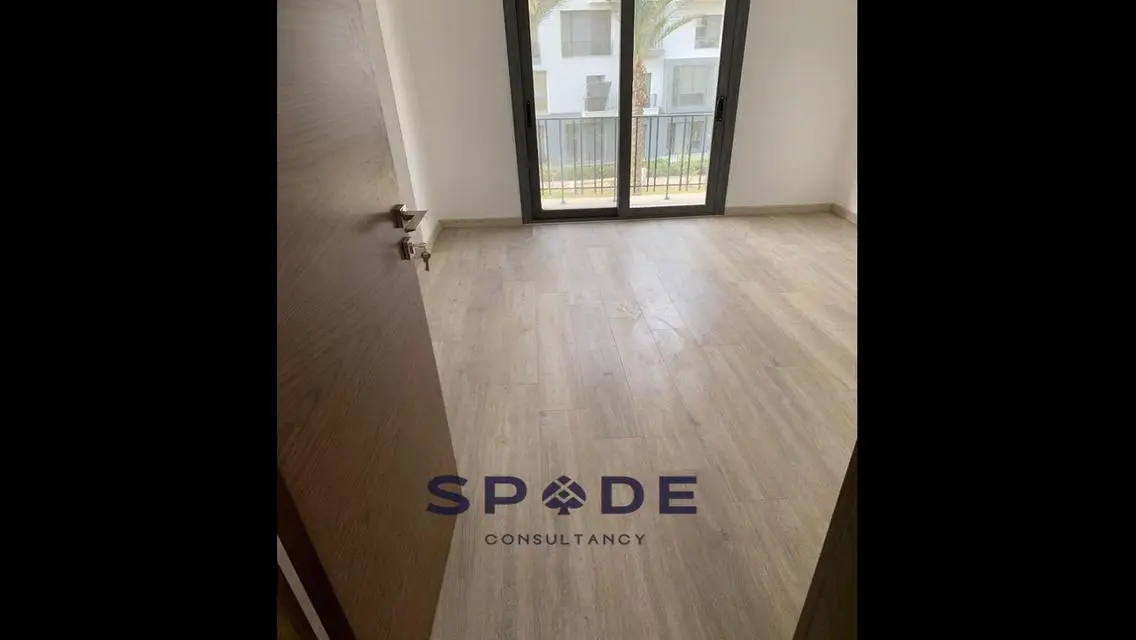 Apartment for rent in Eastown under market price