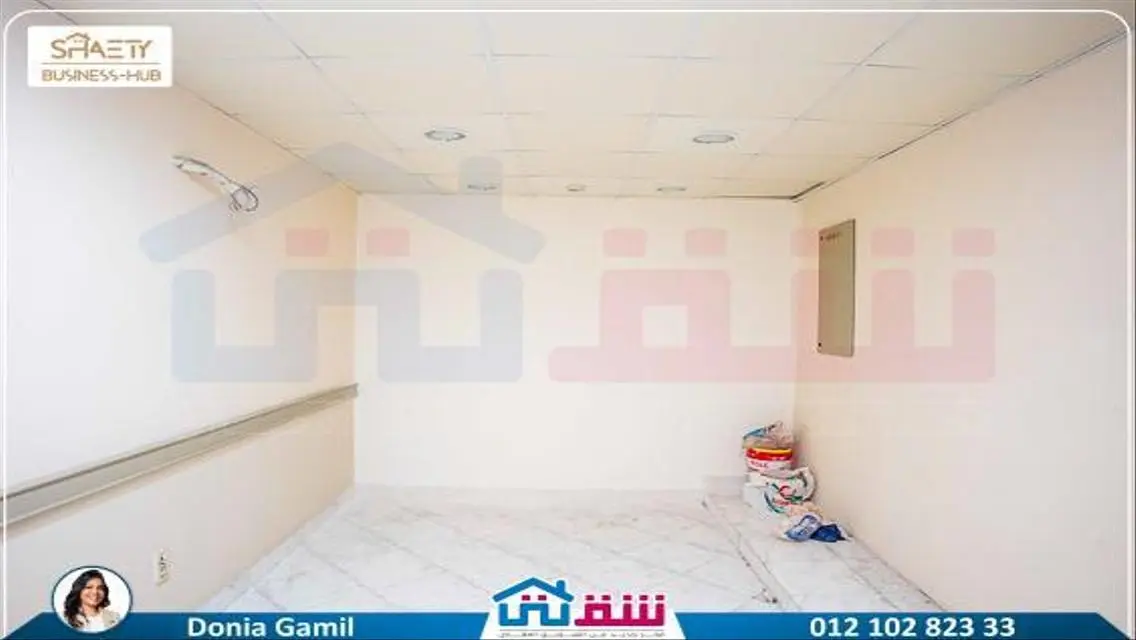 مقر إدارى للإيجار 180م سموحة - ش فوزى معاذ الرئيسي