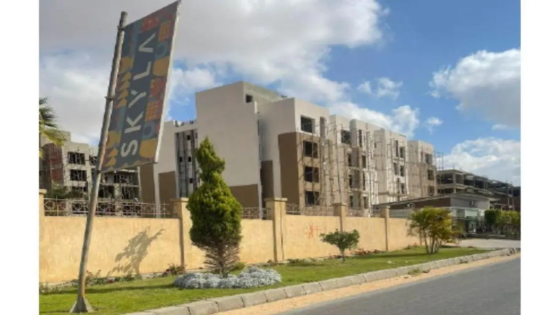 Semi-finished corner apartment 139m at Starla