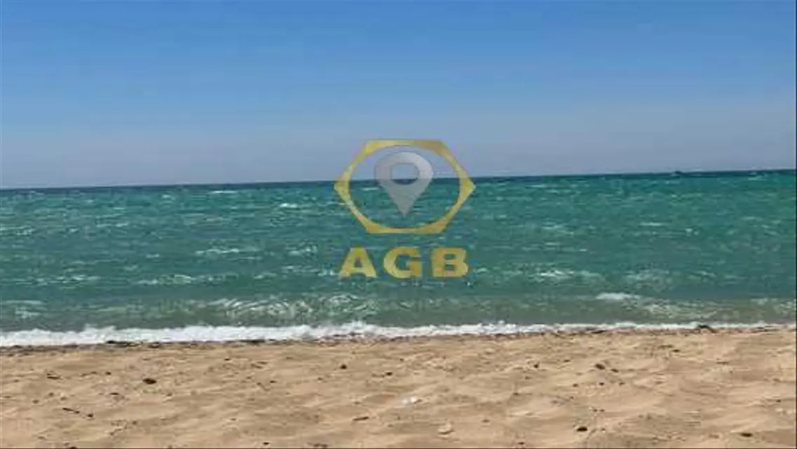 للبيع شاليه105م جاردن105م س لوكس نزهه بيتش راس سدر