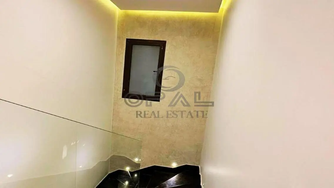Duplex for sale in Casa Hotel finishing area 245