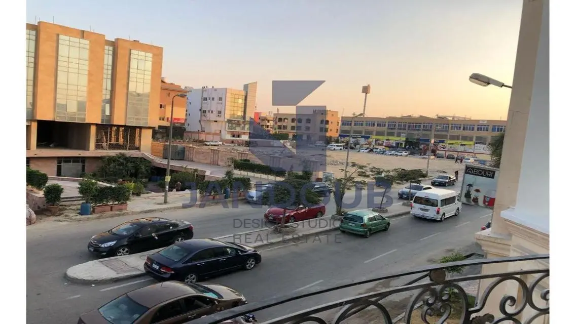 شقة فاخرة للإيجار في أفضل مواقع التجمع الخامس