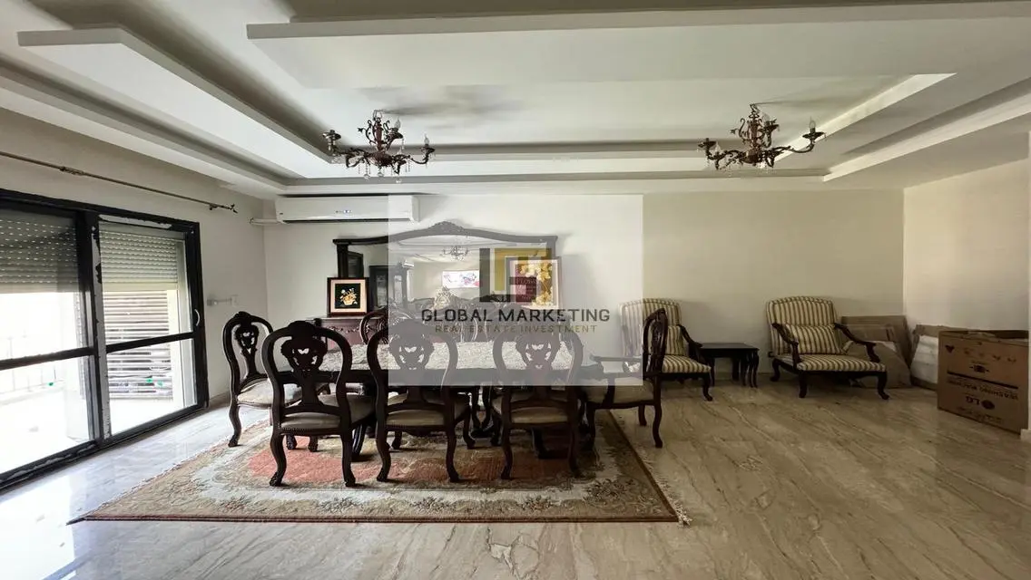 apartment super lux fully furnished in Eastown .