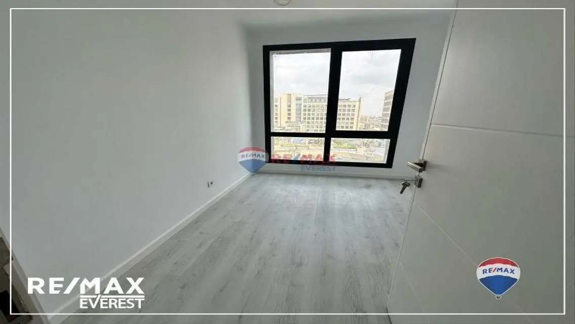 Clinic 61m for rent in Arkan medical