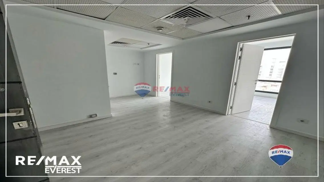 Clinic 61m for rent in Arkan medical