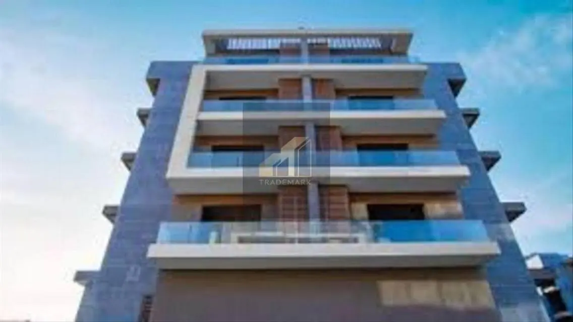 apartment fully furnished prime location first use