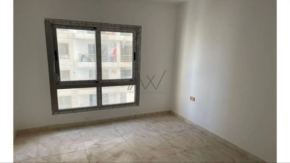 Unmatched Elegance: Versatile Apartment for Rent