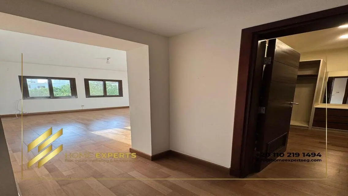 Step into elegance in our Standalone in Mivida