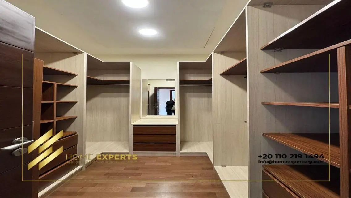 Step into elegance in our Standalone in Mivida