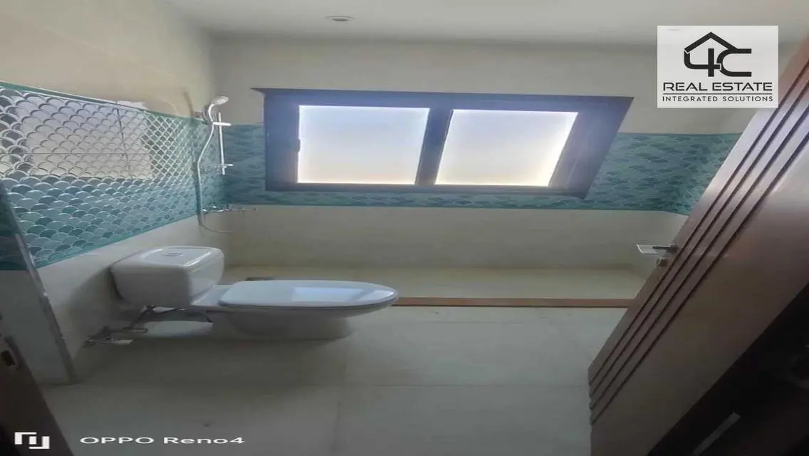 Villa corner 250m 4room fully finished Hyde Park