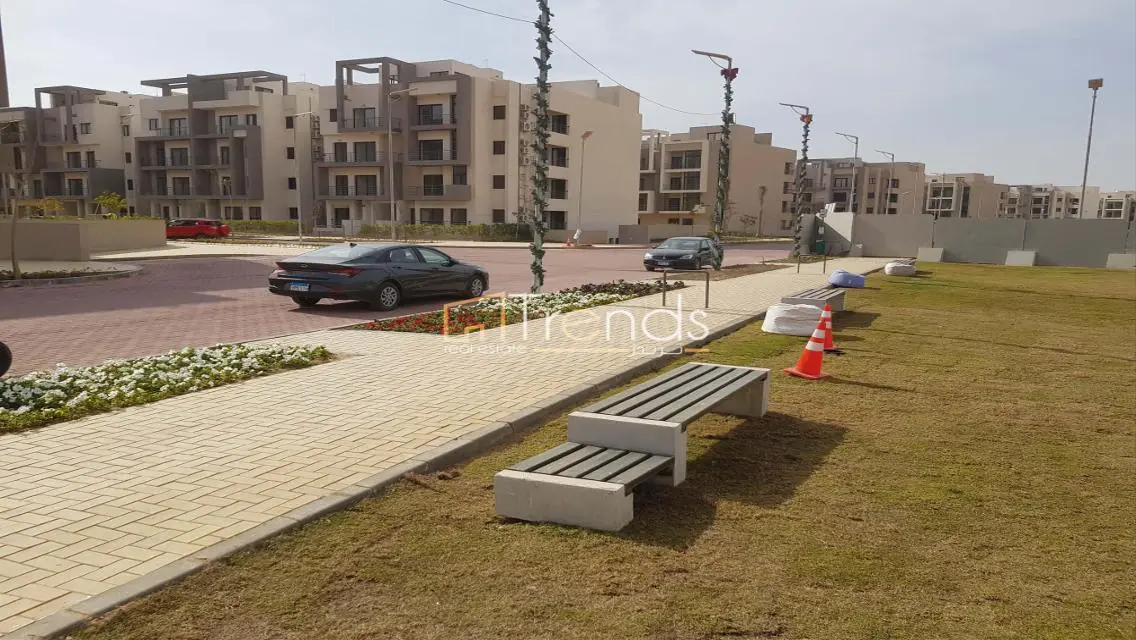 سكاى لوفت ريسيل استلام 3 شهور على النادى وبالتقسيط