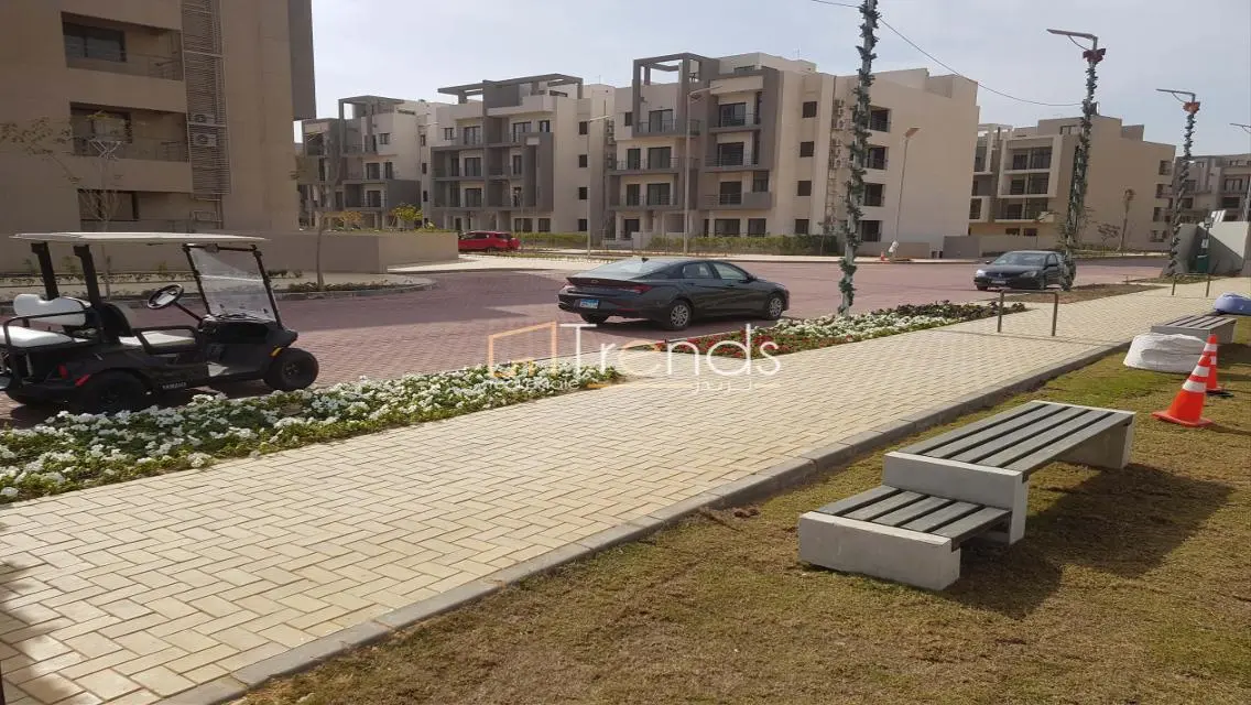 سكاى لوفت ريسيل استلام 3 شهور على النادى وبالتقسيط