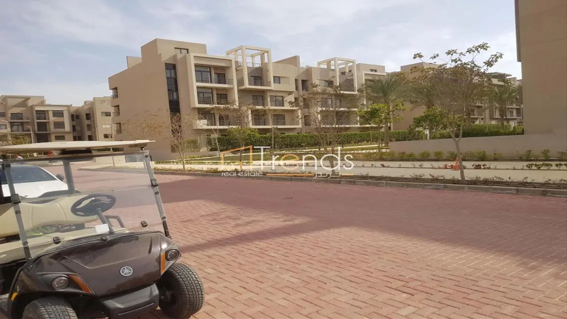 سكاى لوفت ريسيل استلام 3 شهور على النادى وبالتقسيط