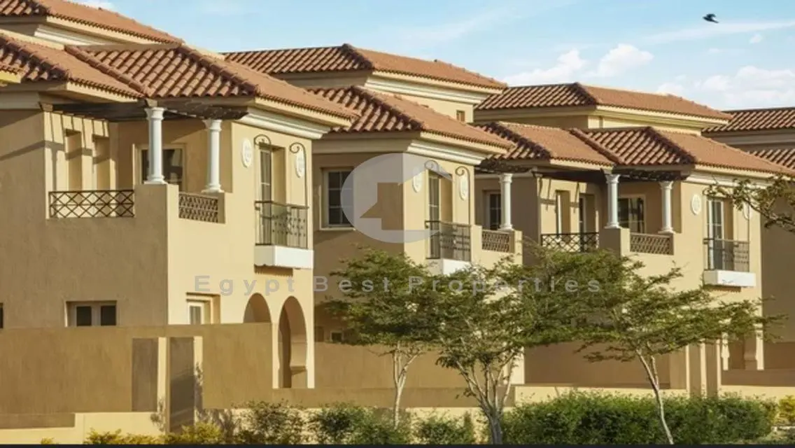 a Separate Villa For Sale in Hyde Park 325 Sqm