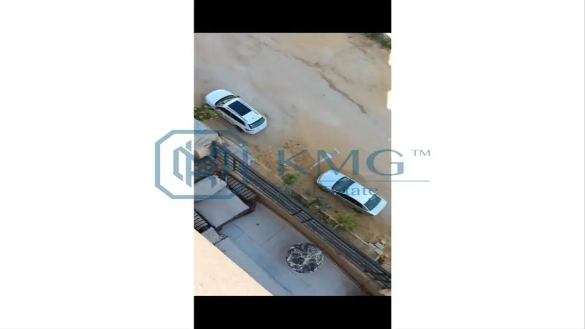 امتلك  دوبلكس في الاندلس استلام فورى متشطبة