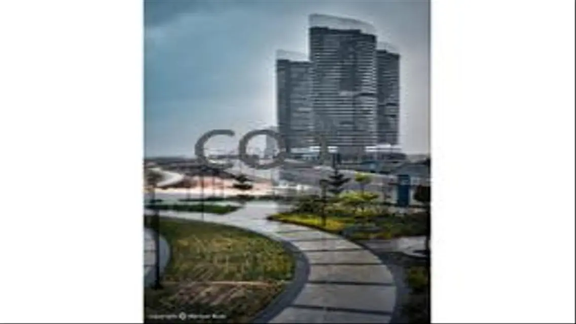Resale-ubit with the largest sea view-parking slot