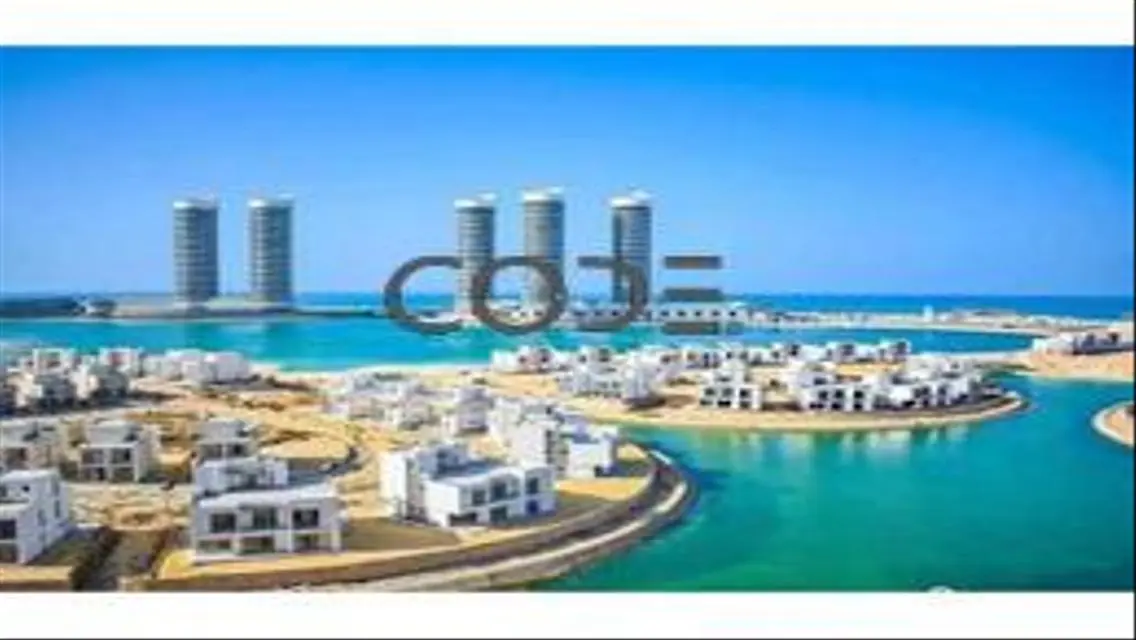 Resale-ubit with the largest sea view-parking slot