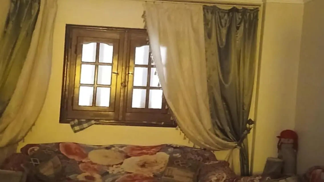 الشيخ_زايد_الحى_العاشر المجاوره الثالثه شقة للبيع 