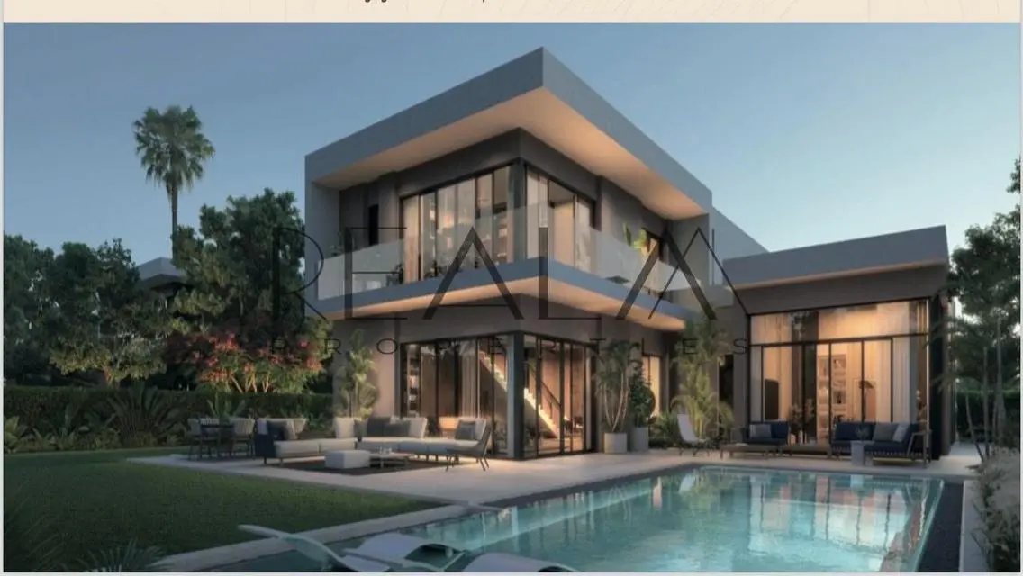 Luxury Villa with Spacious Amenities and Facilities