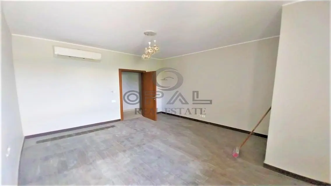 Apartment for rent in 6 West - Beverly Hills